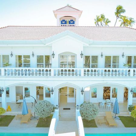 Отель Casablanca By The Sea Olango Island Экстерьер фото